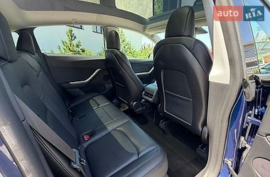 Позашляховик / Кросовер Tesla Model Y 2021 в Луцьку