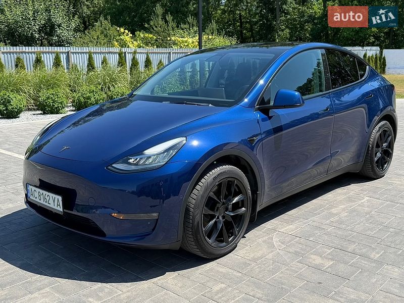 Позашляховик / Кросовер Tesla Model Y 2021 в Луцьку