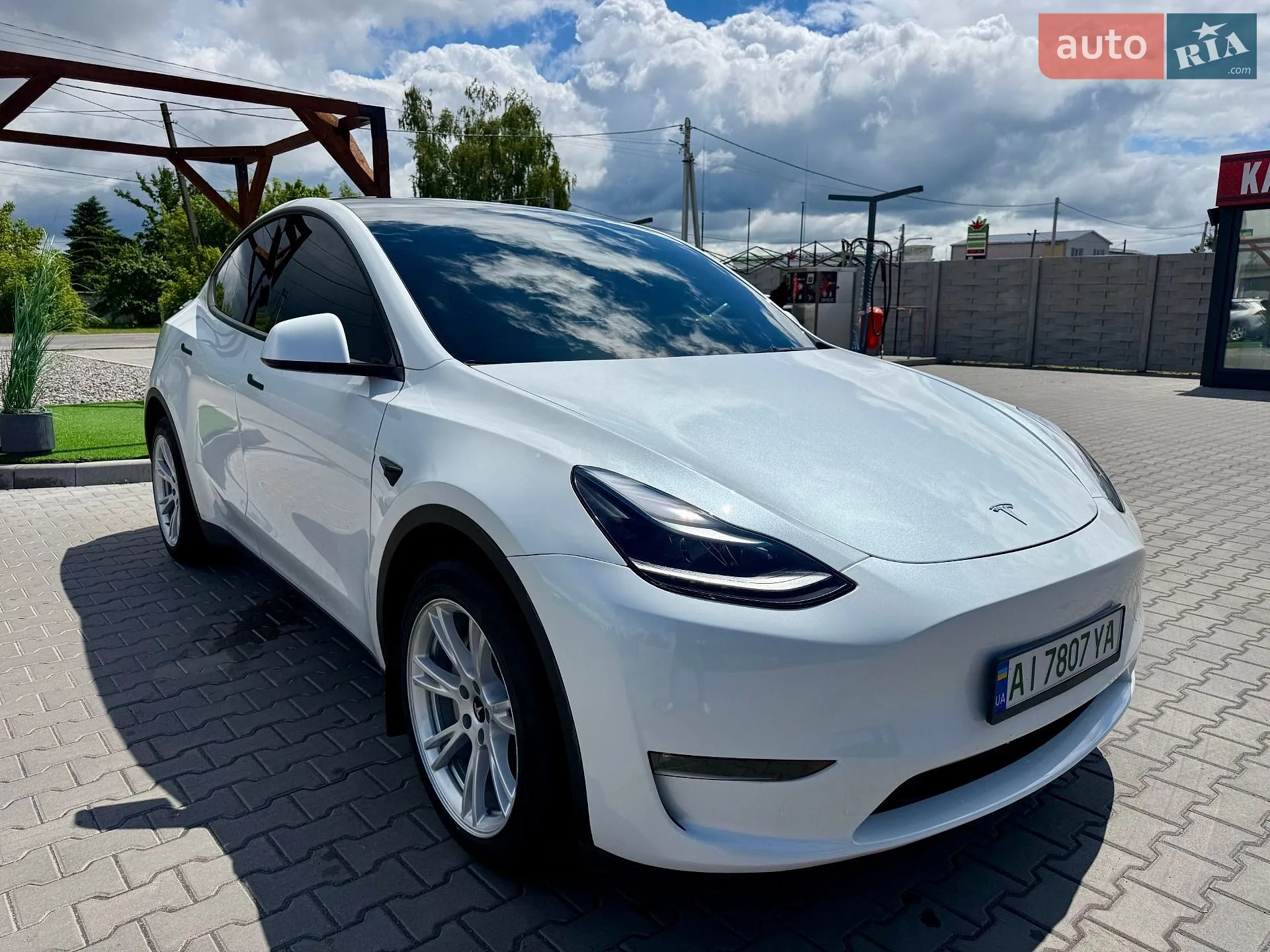 2022 Tesla Model Y - мініатюра 5
