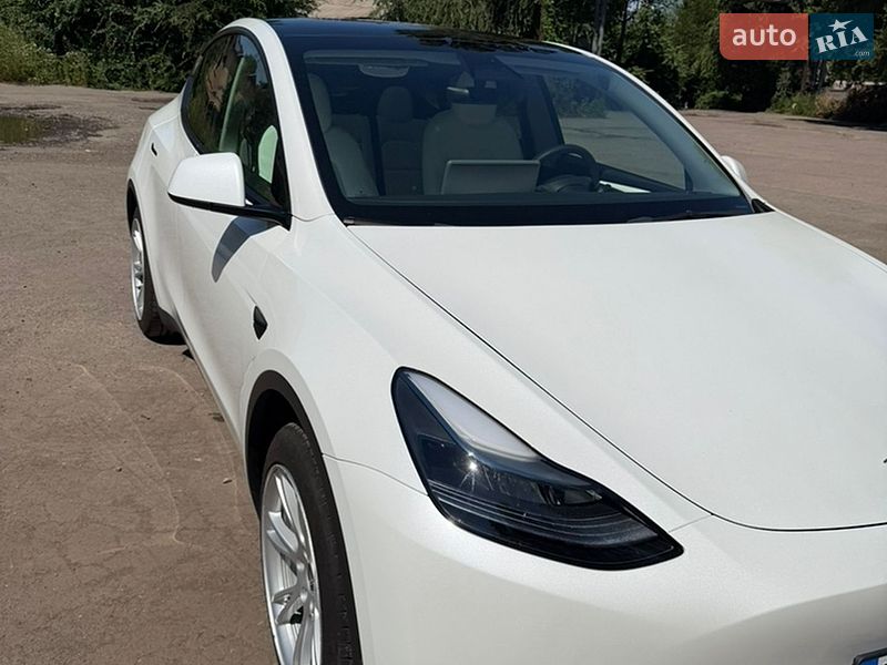Позашляховик / Кросовер Tesla Model Y 2022 в Сумах
