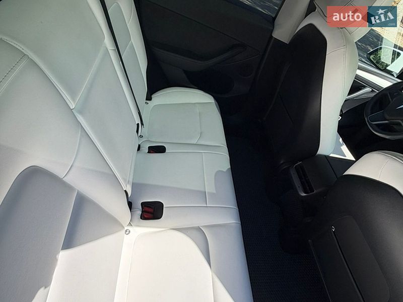 Позашляховик / Кросовер Tesla Model Y 2022 в Сумах