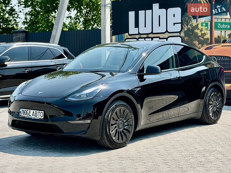 Позашляховик / Кросовер Tesla Model Y 2024 в Львові фото 2 Позашляховик / Кросовер Tesla Model Y 2024 в Львові