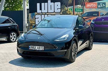Позашляховик / Кросовер Tesla Model Y 2024 в Львові фото 3 Позашляховик / Кросовер Tesla Model Y 2024 в Львові