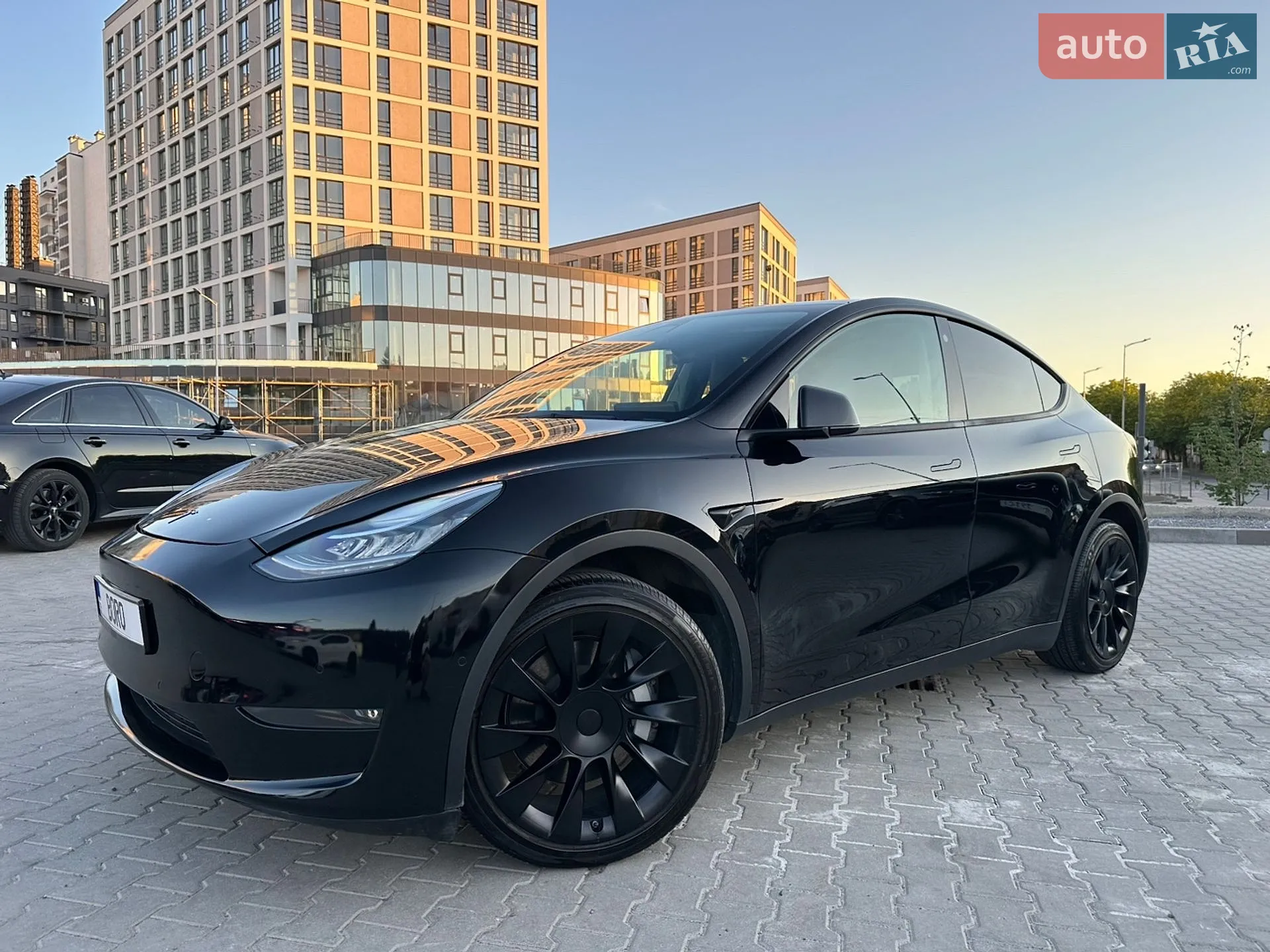 2021 Tesla Model Y - мініатюра 3