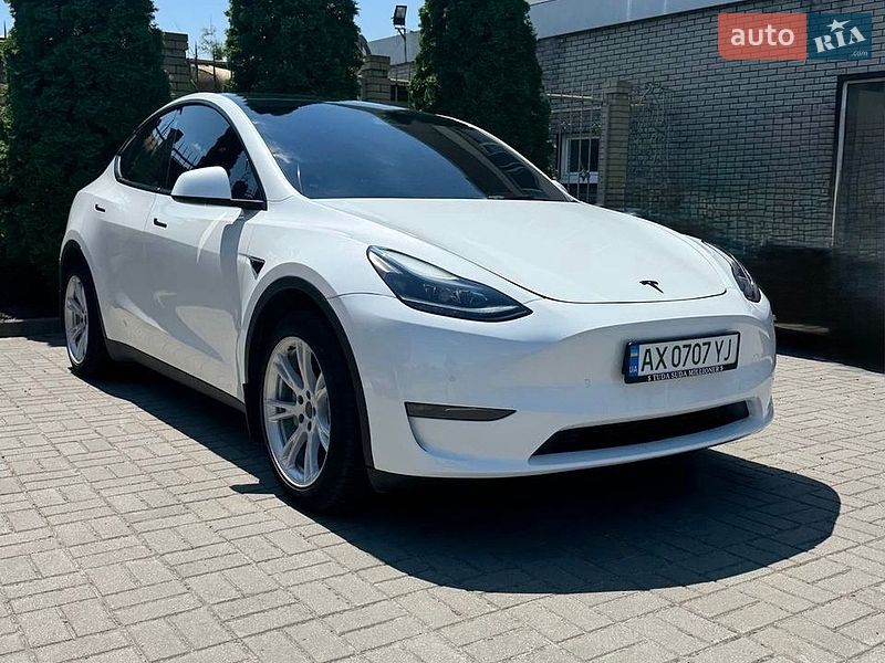 Внедорожник / Кроссовер Tesla Model Y 2022 в Мерефа