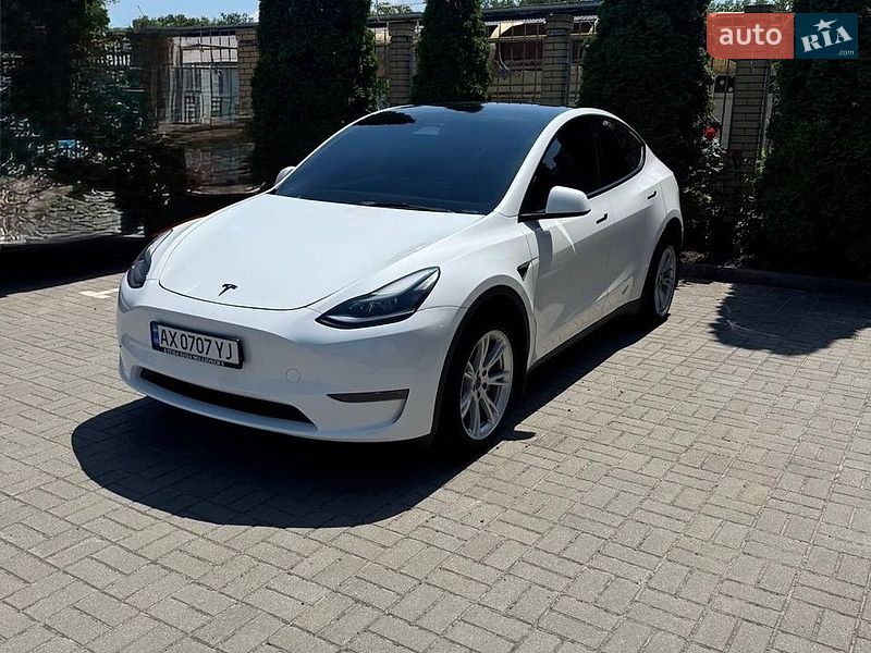 Внедорожник / Кроссовер Tesla Model Y 2022 в Мерефа