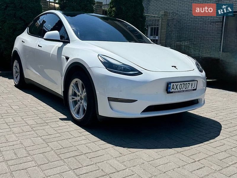Внедорожник / Кроссовер Tesla Model Y 2022 в Мерефа