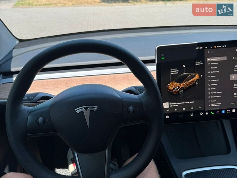 Внедорожник / Кроссовер Tesla Model Y 2022 в Мерефа