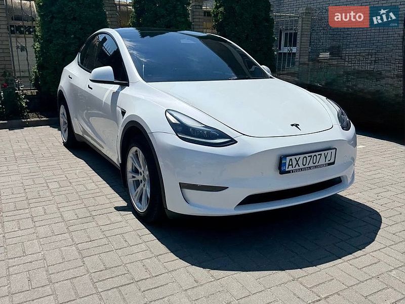 Внедорожник / Кроссовер Tesla Model Y 2022 в Мерефа