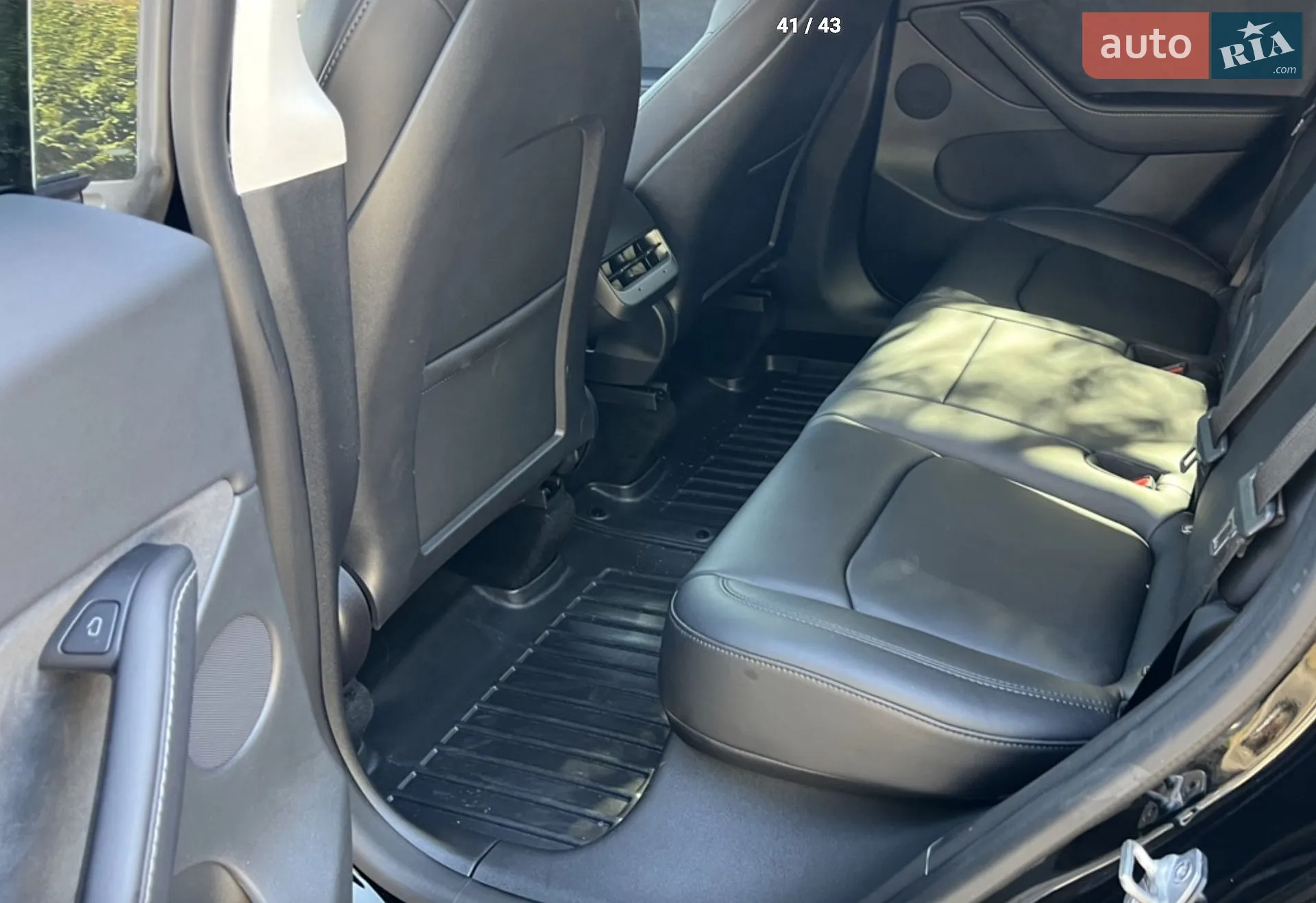 2022 Tesla Model Y - мініатюра 16