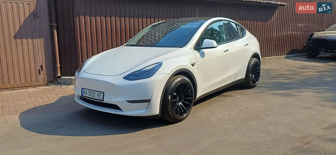 2025 Tesla Model Y - мініатюра 29