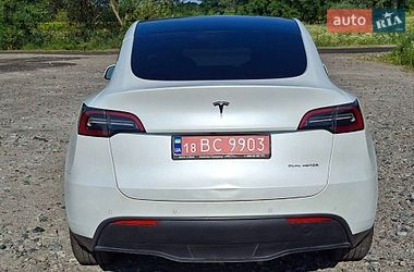 Позашляховик / Кросовер Tesla Model Y 2022 в Бучі