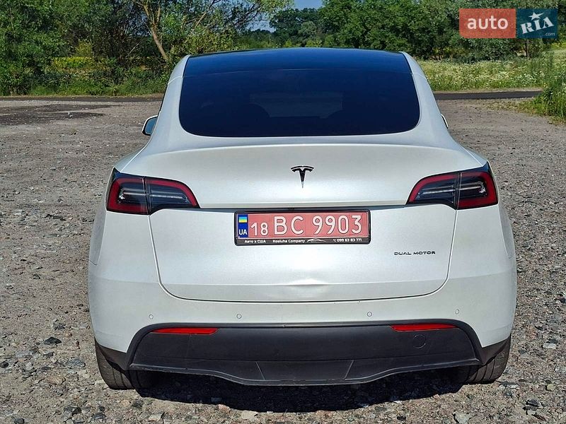 Позашляховик / Кросовер Tesla Model Y 2022 в Бучі