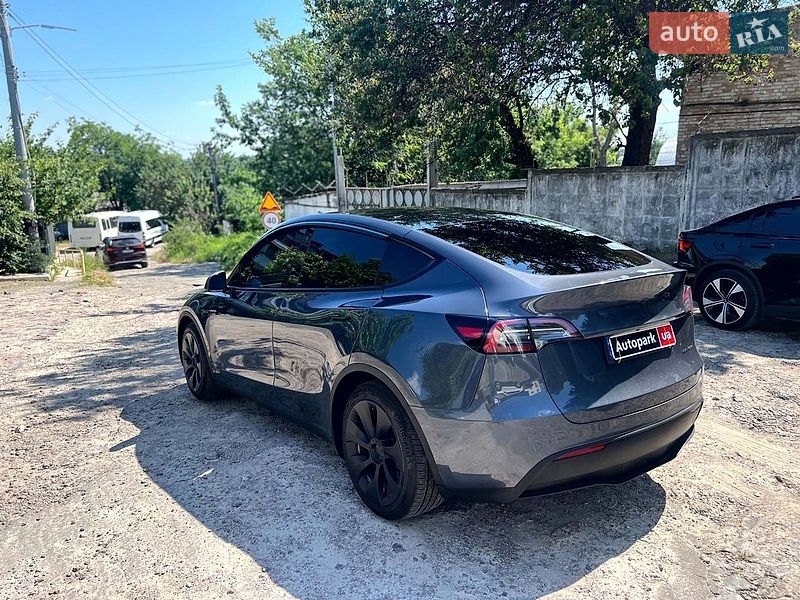 Позашляховик / Кросовер Tesla Model Y 2022 в Києві