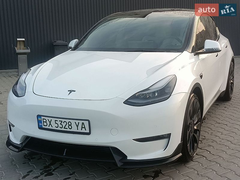 Tesla Model Y 2022