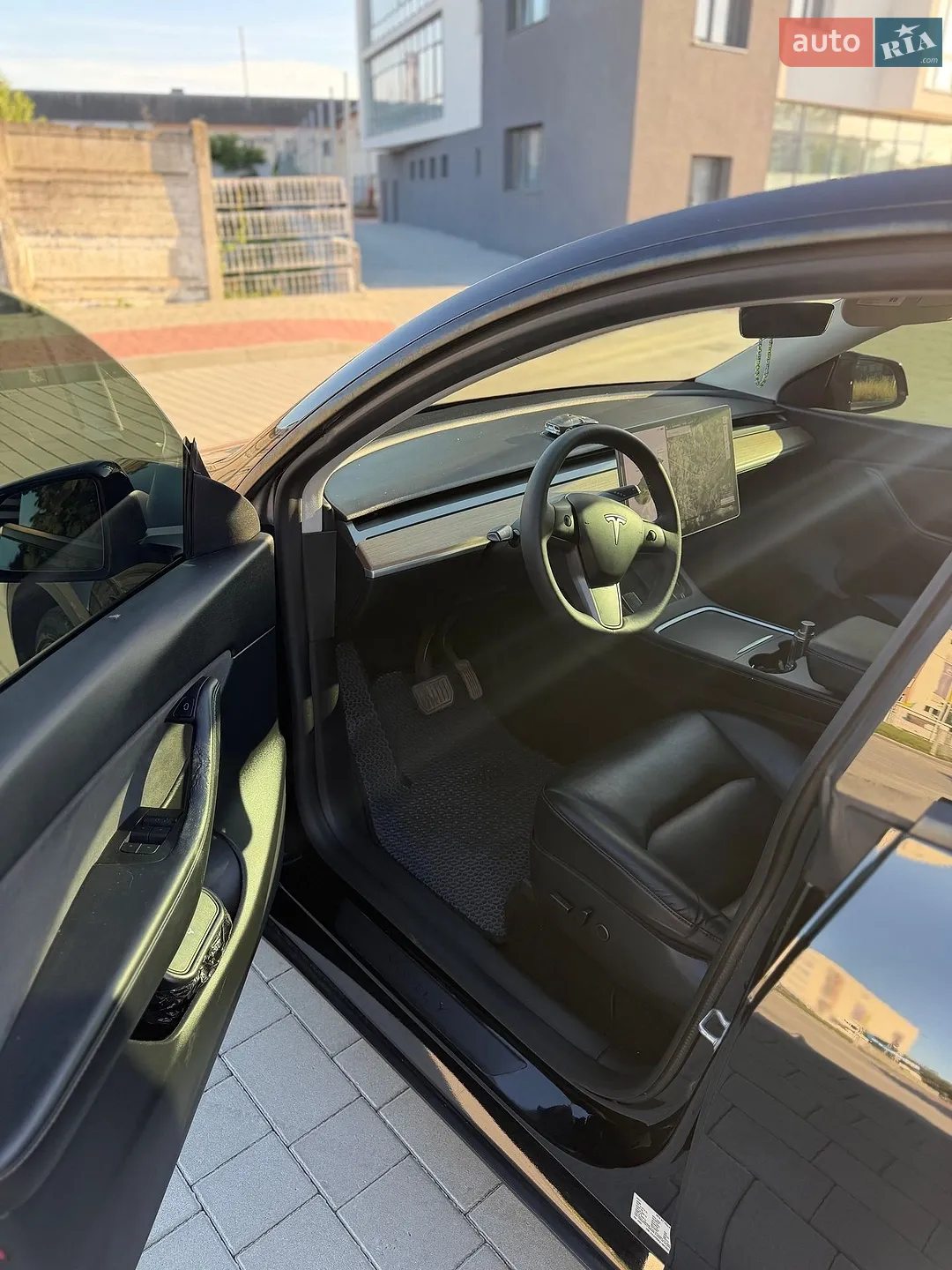 2021 Tesla Model Y - мініатюра 14