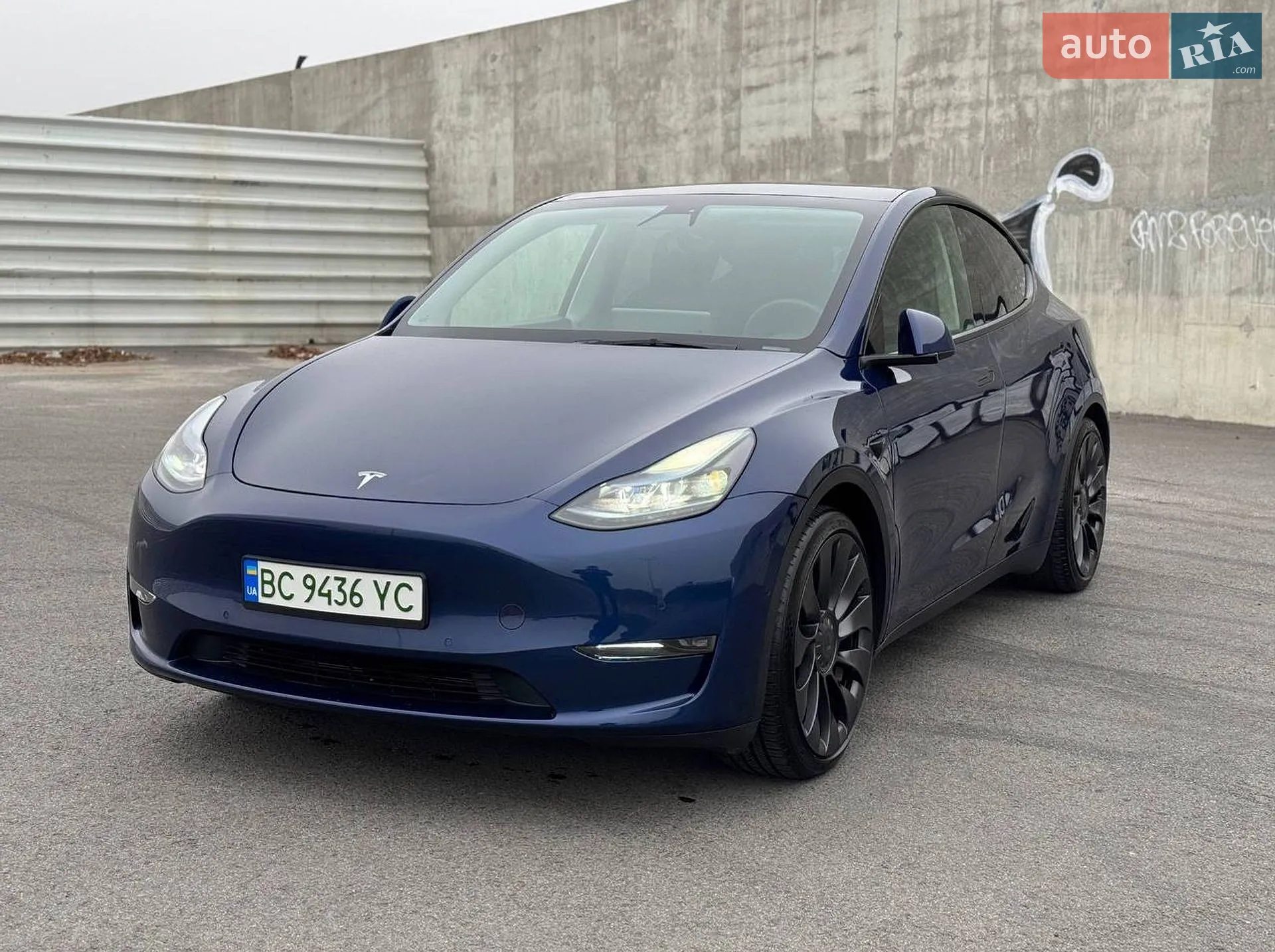 2022 Tesla Model Y - мініатюра 3