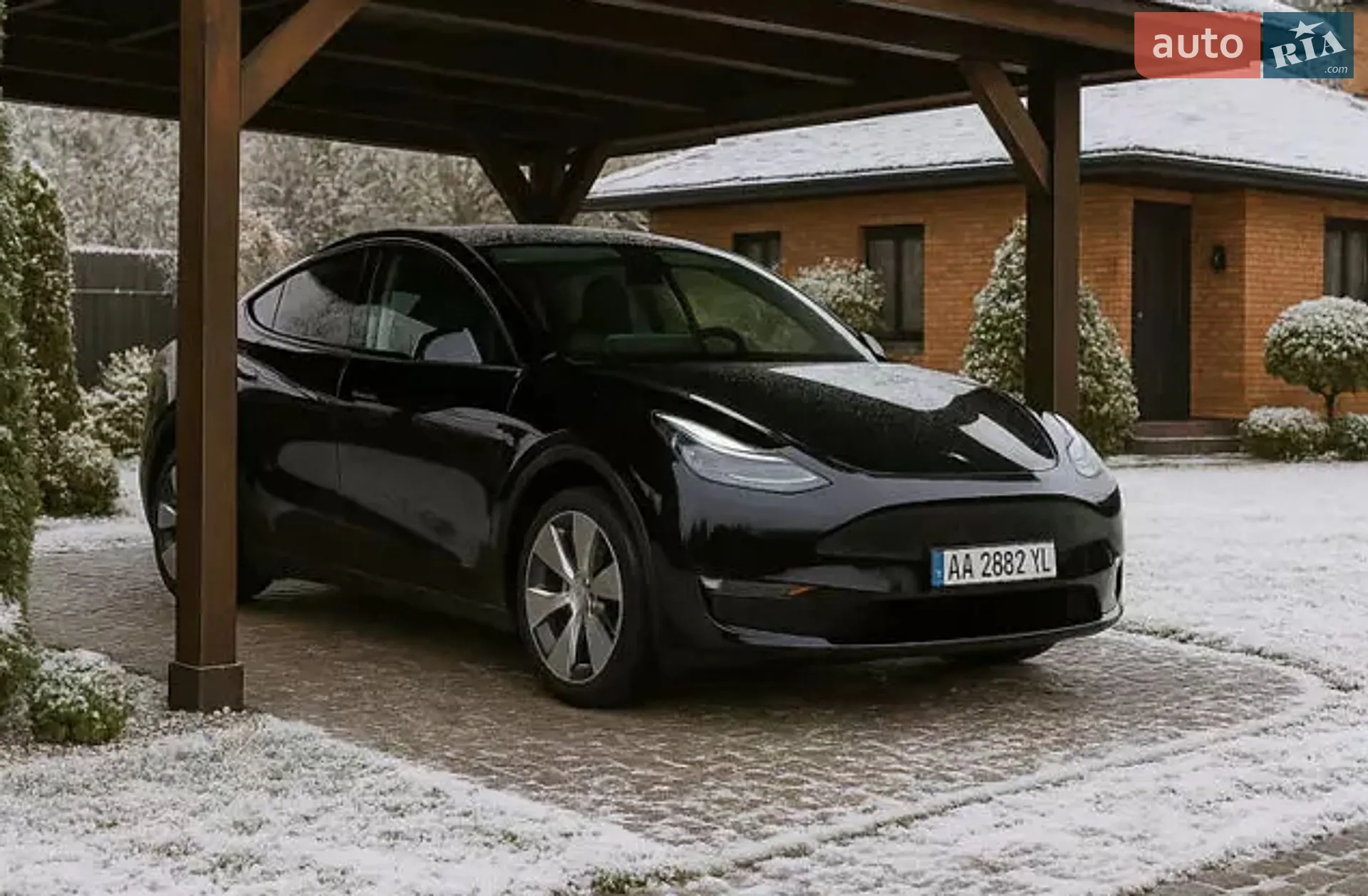 2023 Tesla Model Y - мініатюра 3