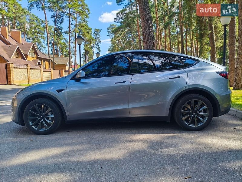 Внедорожник / Кроссовер Tesla Model Y 2024 в Чернигове фото 7 Внедорожник / Кроссовер Tesla Model Y 2024 в Чернигове