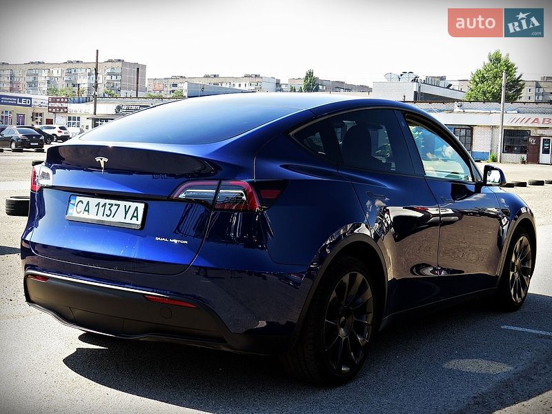 Внедорожник / Кроссовер Tesla Model Y 2023 в Черкассах