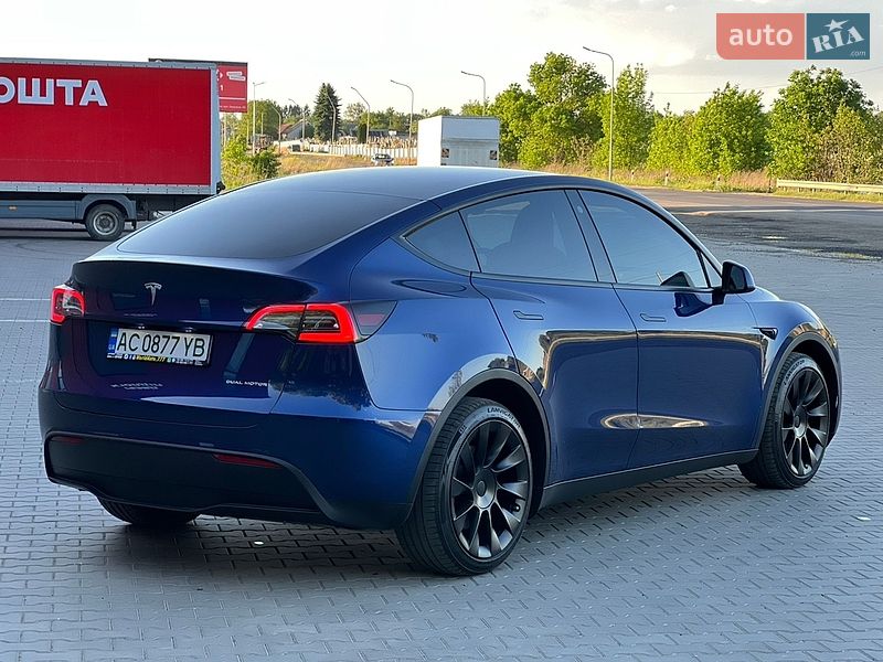 Внедорожник / Кроссовер Tesla Model Y 2023 в Луцке