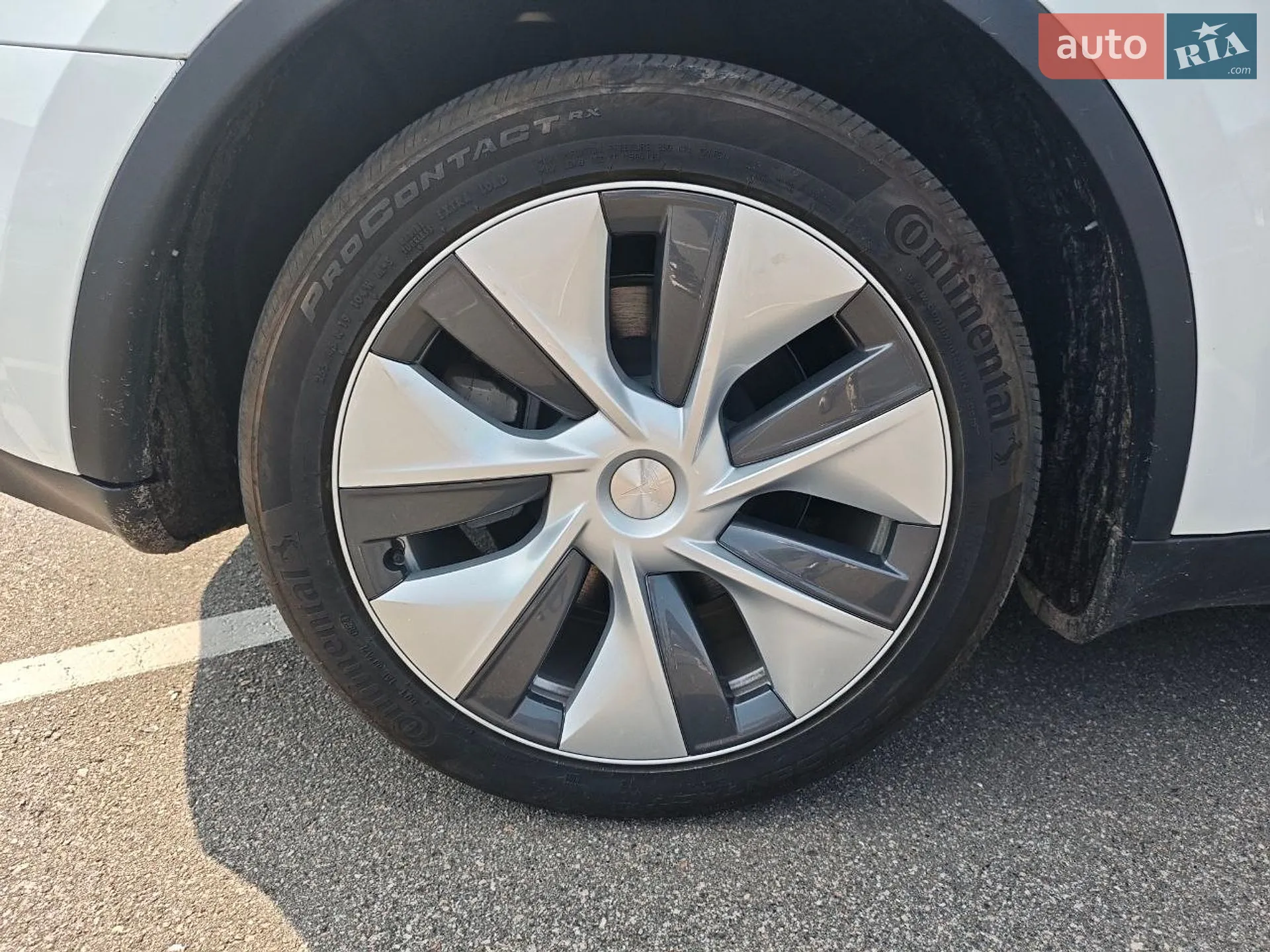 2024 Tesla Model Y - мініатюра 17