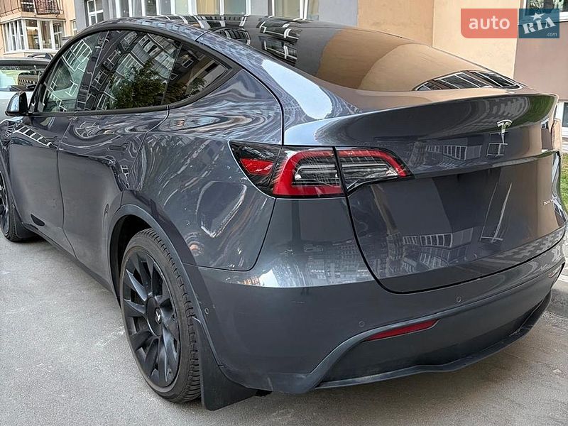 Внедорожник / Кроссовер Tesla Model Y 2022 в Киеве фото 6 Внедорожник / Кроссовер Tesla Model Y 2022 в Киеве