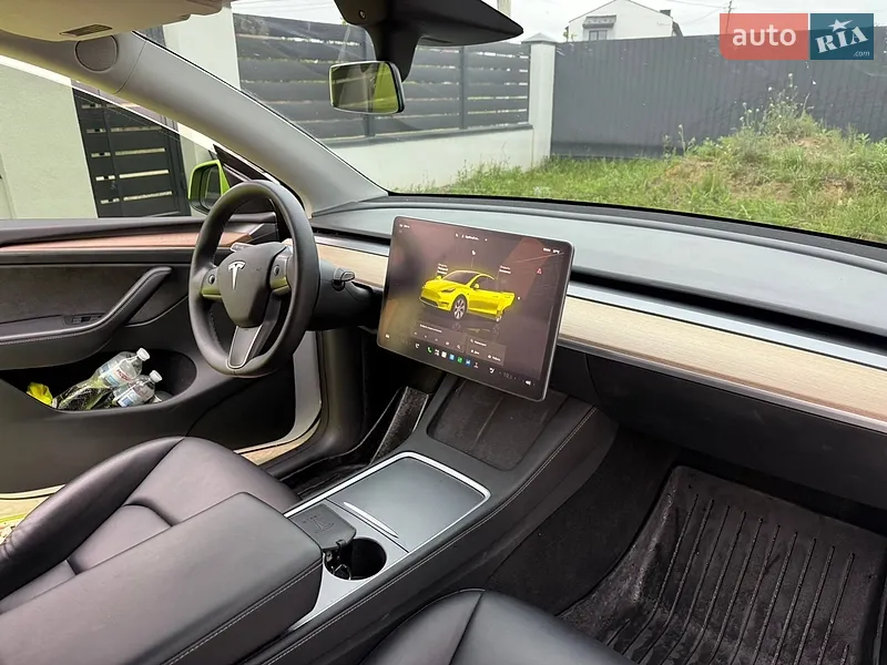 Tesla Model Y 2022 VIN 7SAYGDEE7NF574617 фото оголошення 82 з 116
