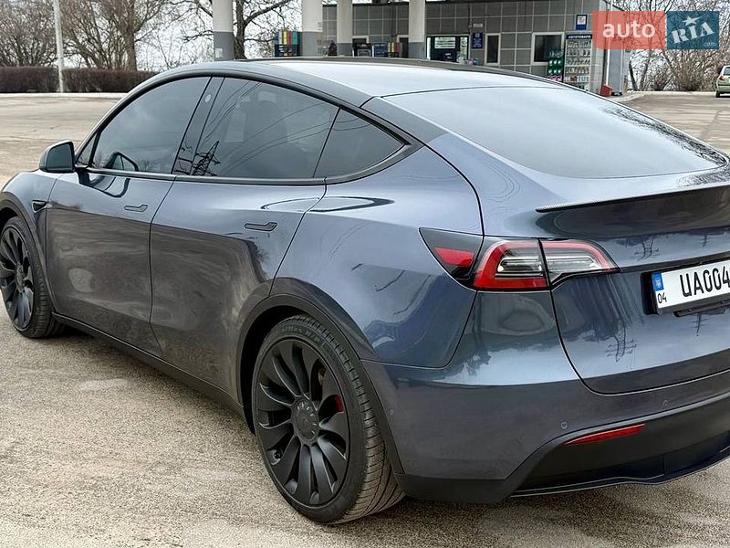 Внедорожник / Кроссовер Tesla Model Y 2021 в Каменском