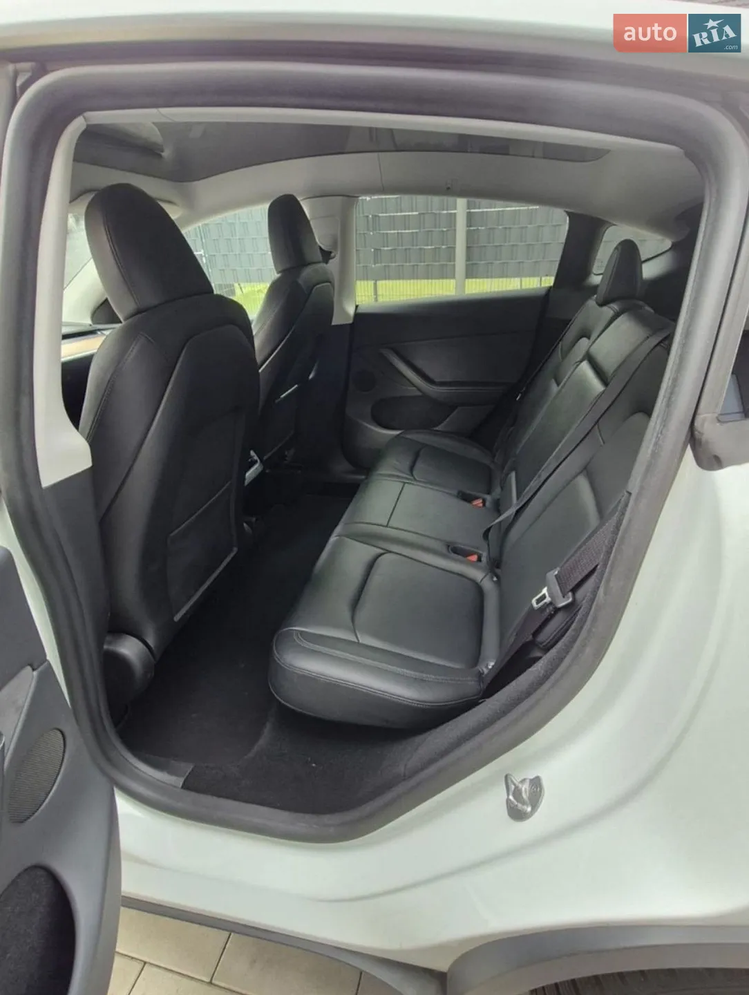 2023 Tesla Model Y - мініатюра 23