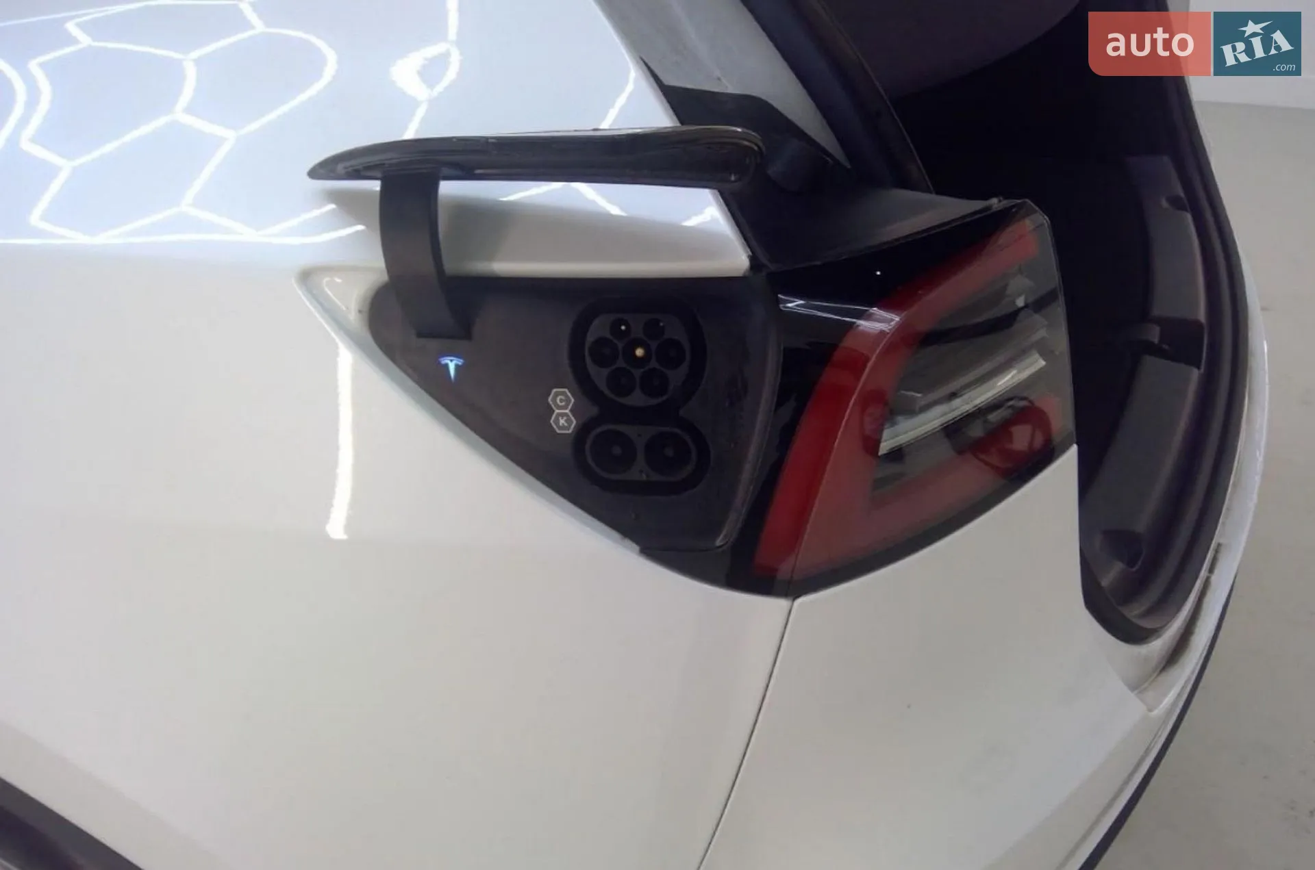 2023 Tesla Model Y - мініатюра 38