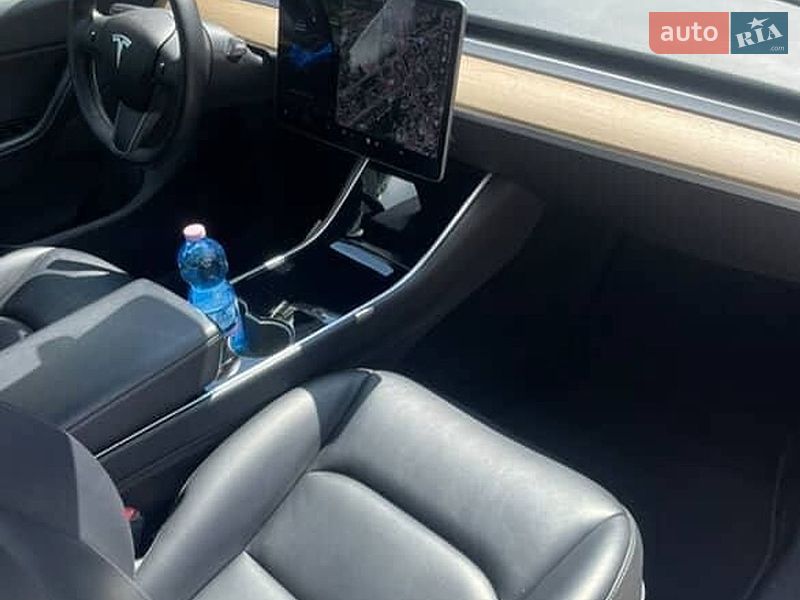 Позашляховик / Кросовер Tesla Model Y 2020 в Львові фото 8 Позашляховик / Кросовер Tesla Model Y 2020 в Львові