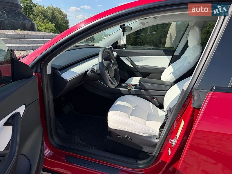 Позашляховик / Кросовер Tesla Model Y 2021 в Житомирі фото 20 Позашляховик / Кросовер Tesla Model Y 2021 в Житомирі