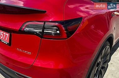 Внедорожник / Кроссовер Tesla Model Y 2023 в Луцке