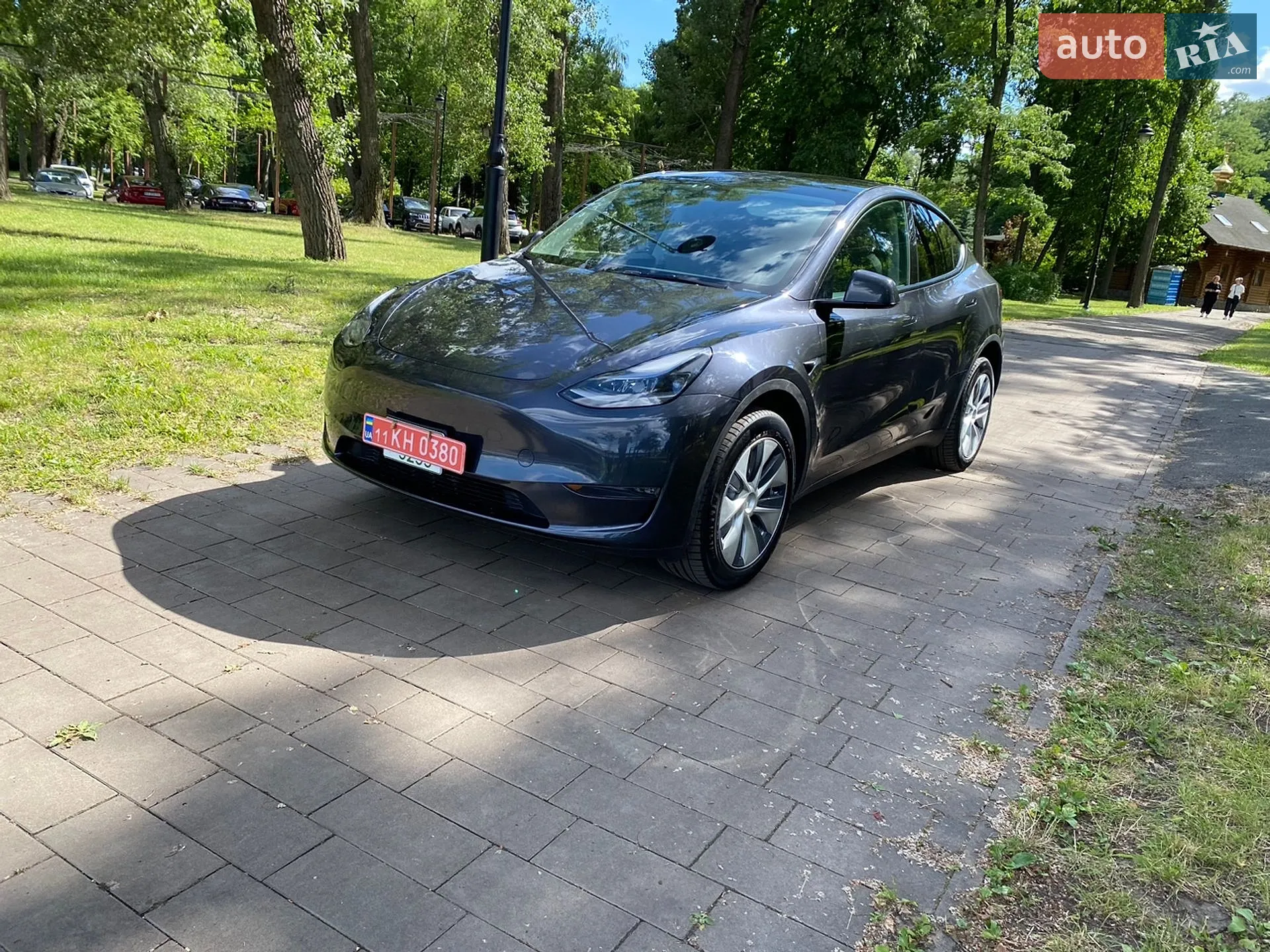 2024 Tesla Model Y - мініатюра 4