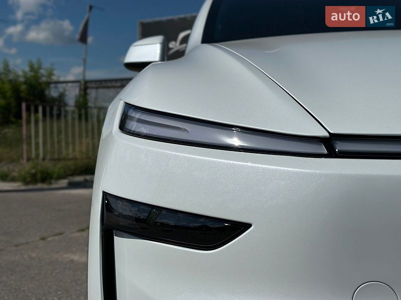 Позашляховик / Кросовер Tesla Model Y 2025 в Харкові
