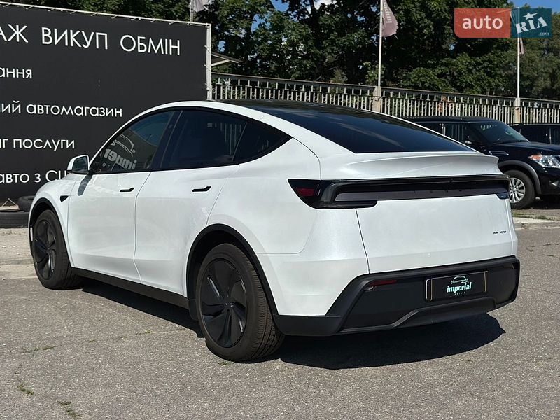 Позашляховик / Кросовер Tesla Model Y 2025 в Харкові