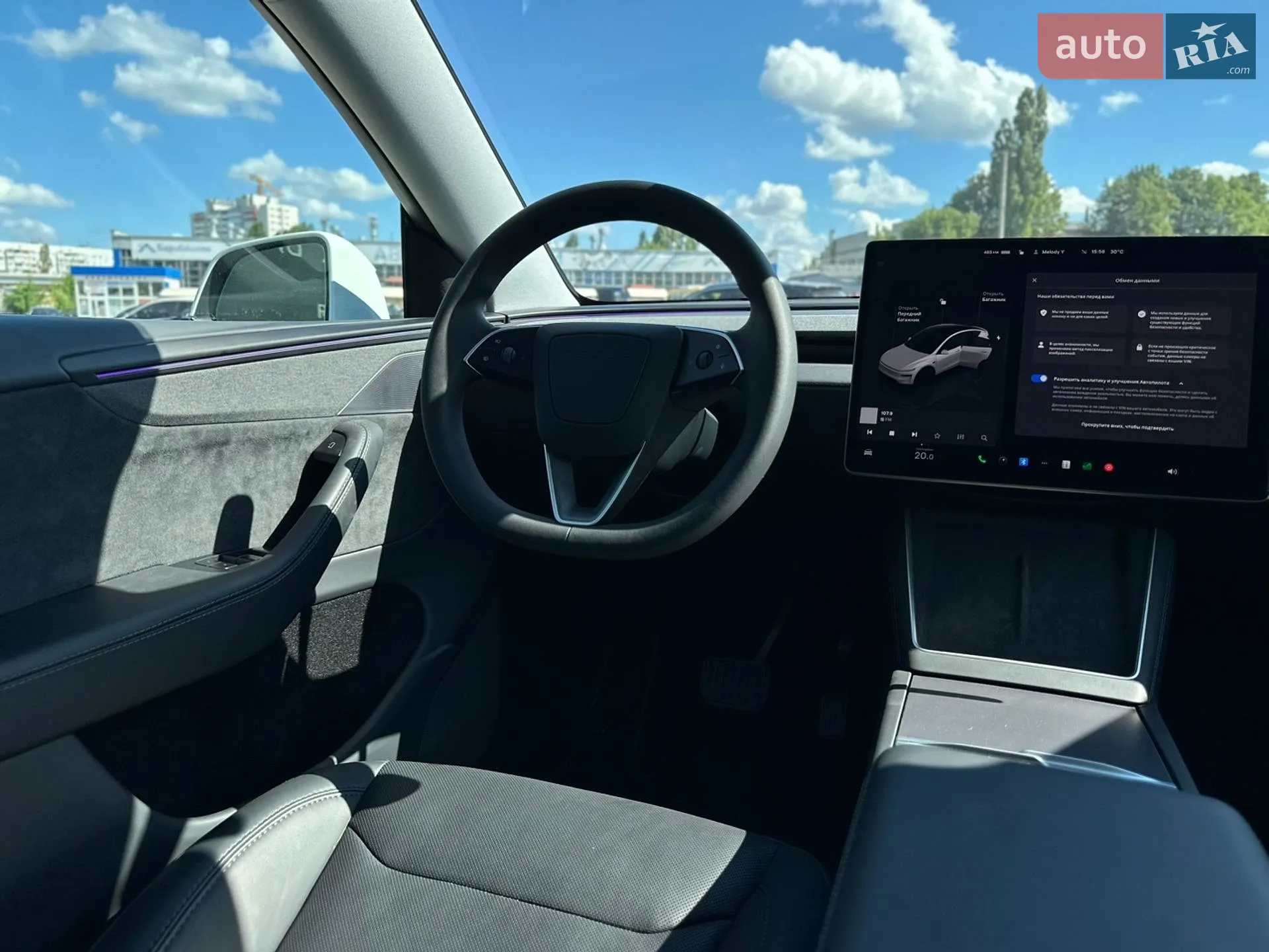2025 Tesla Model Y - мініатюра 21