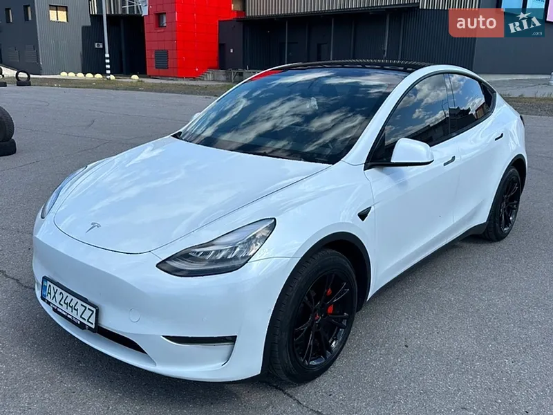Tesla Model Y