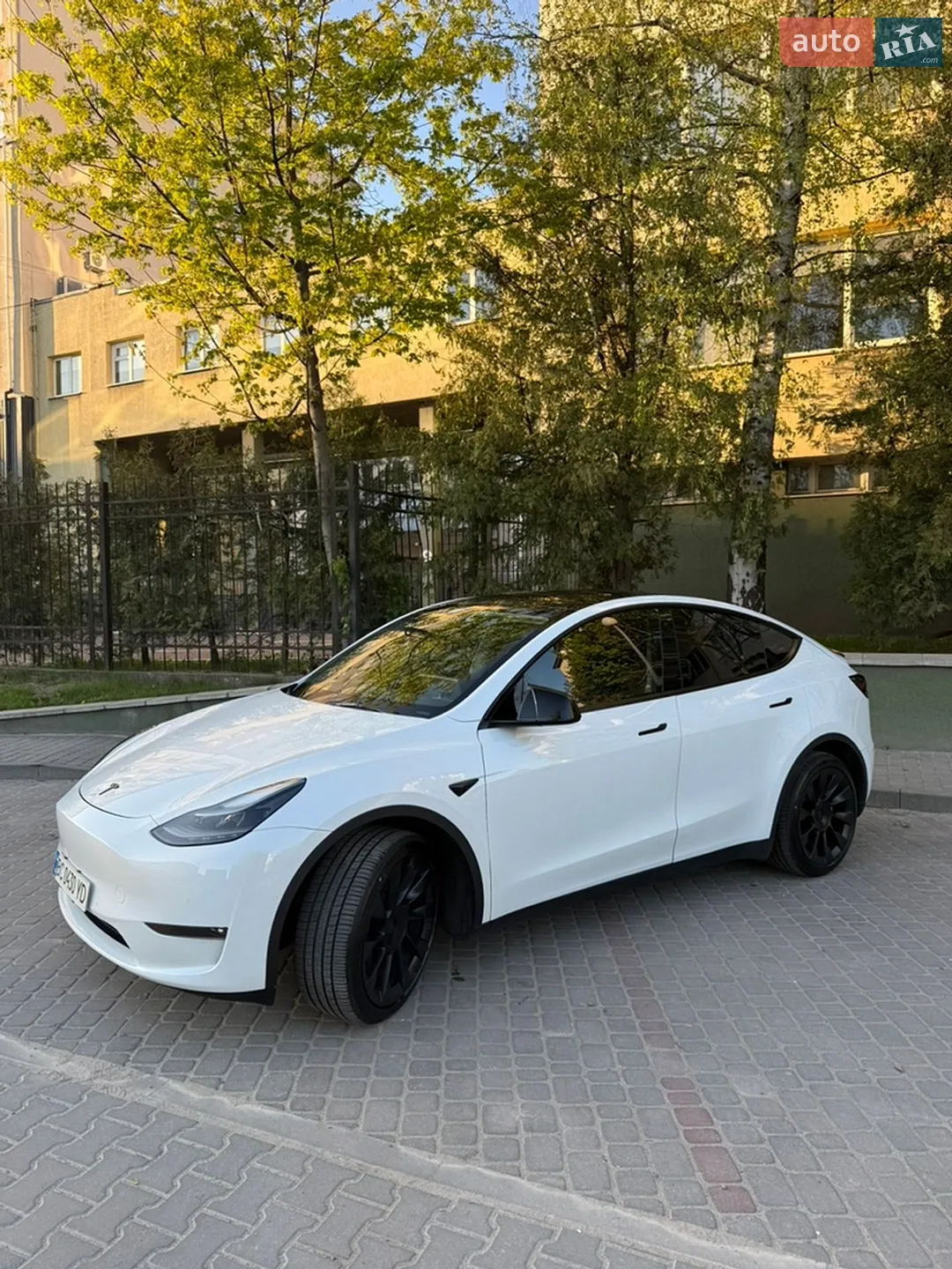 2022 Tesla Model Y - мініатюра 9