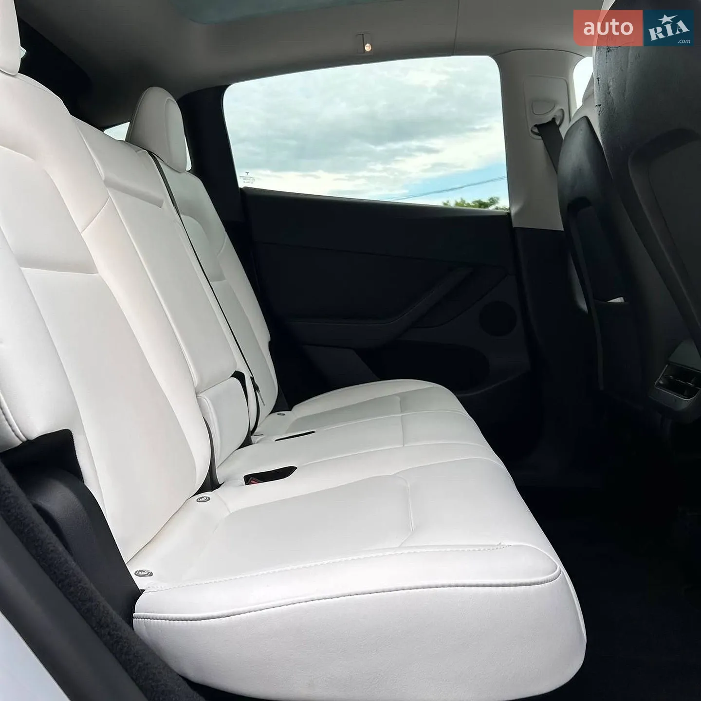 2023 Tesla Model Y - мініатюра 21