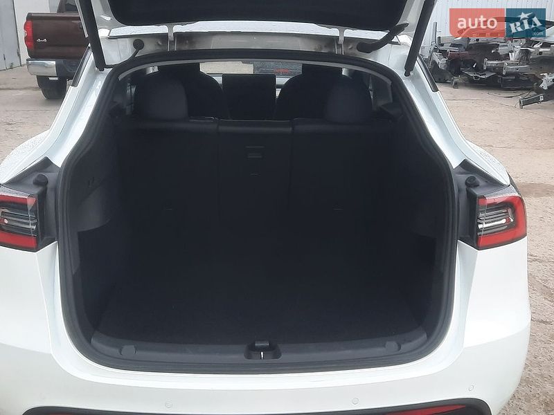 Внедорожник / Кроссовер Tesla Model Y 2020 в Ровно фото 11 Внедорожник / Кроссовер Tesla Model Y 2020 в Ровно