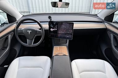 Внедорожник / Кроссовер Tesla Model Y 2021 в Виннице