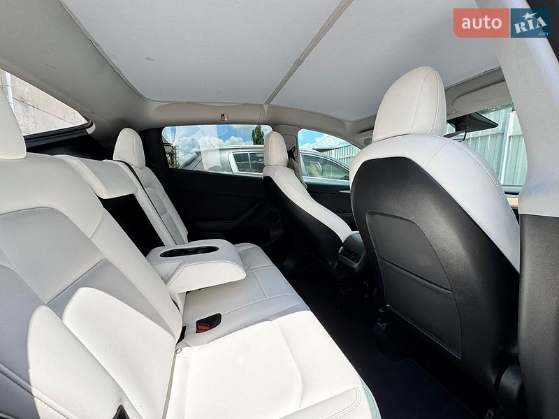 Внедорожник / Кроссовер Tesla Model Y 2021 в Виннице