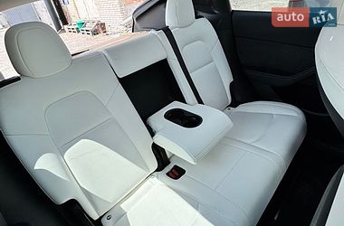 Внедорожник / Кроссовер Tesla Model Y 2021 в Виннице