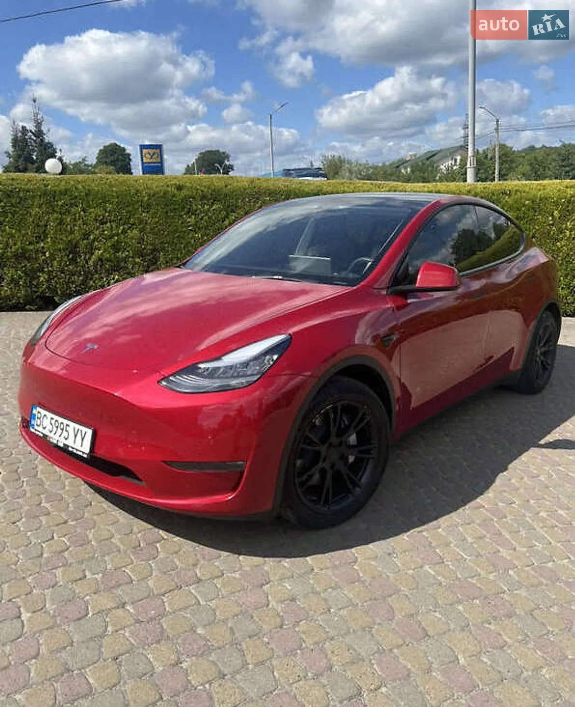 2021 Tesla Model Y - мініатюра 3