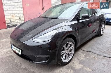 Внедорожник / Кроссовер Tesla Model Y 2023 в Киеве