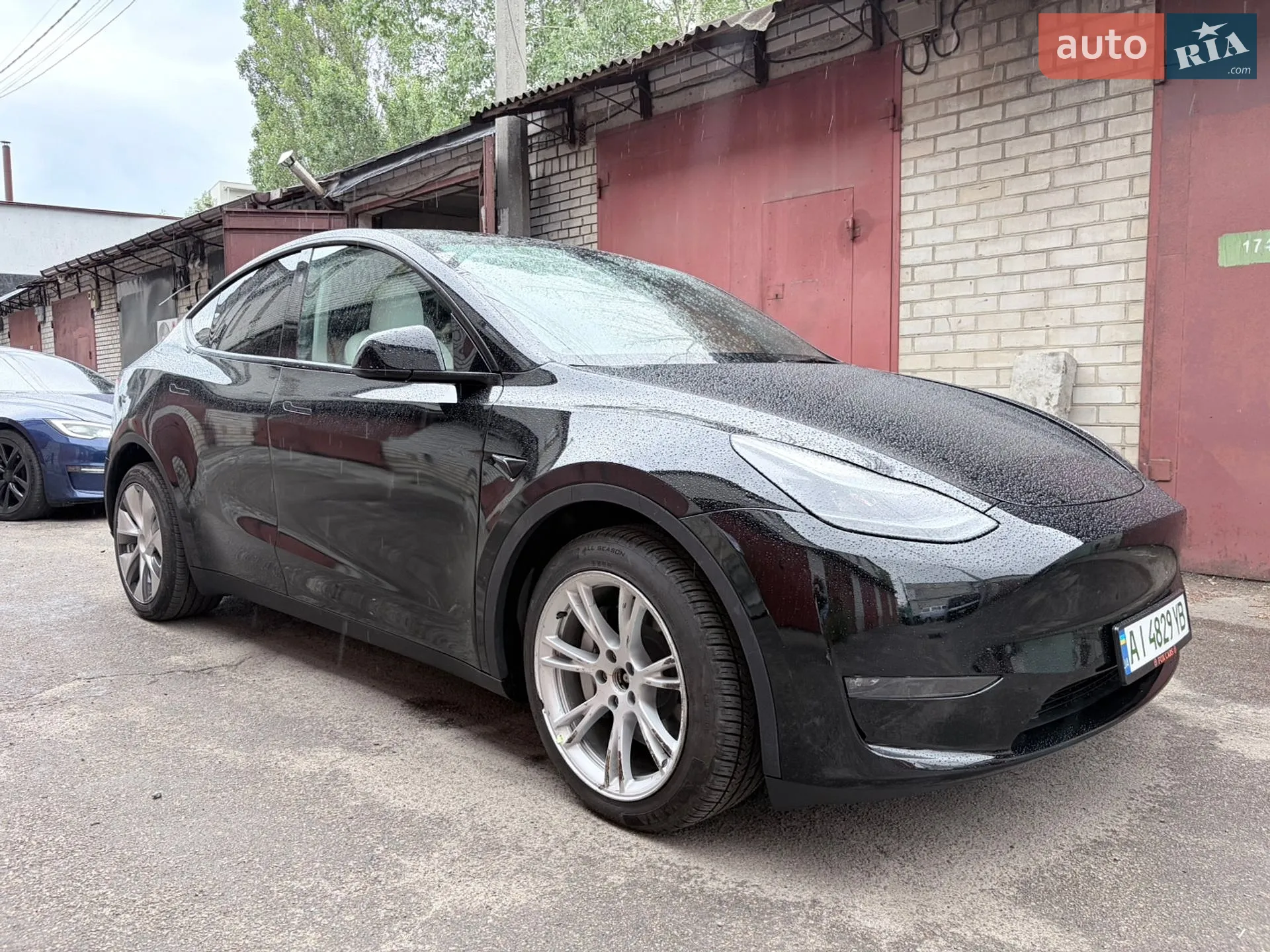 2023 Tesla Model Y - мініатюра 3