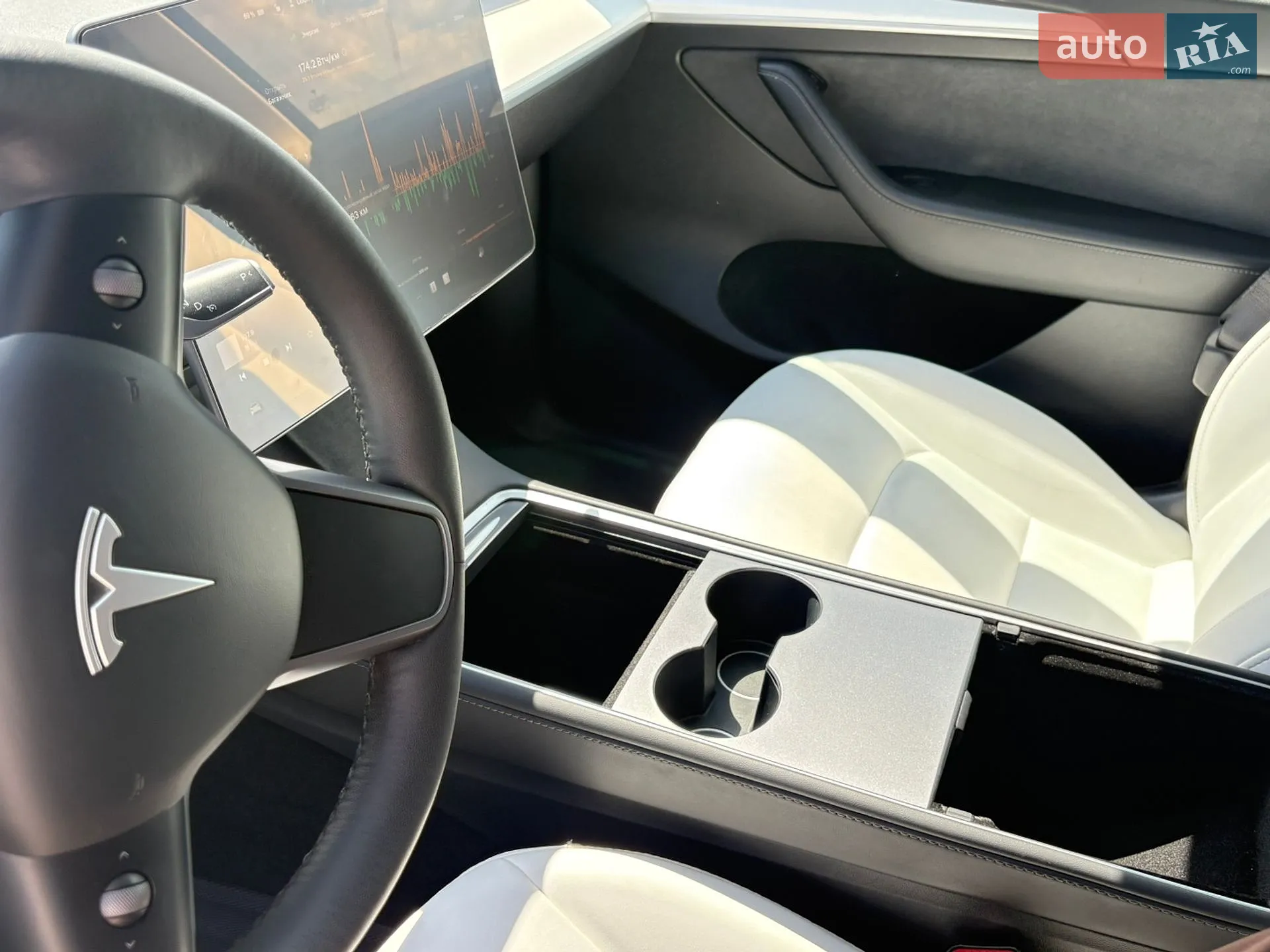 2023 Tesla Model Y - мініатюра 30