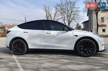 Внедорожник / Кроссовер Tesla Model Y 2022 в Ивано-Франковске